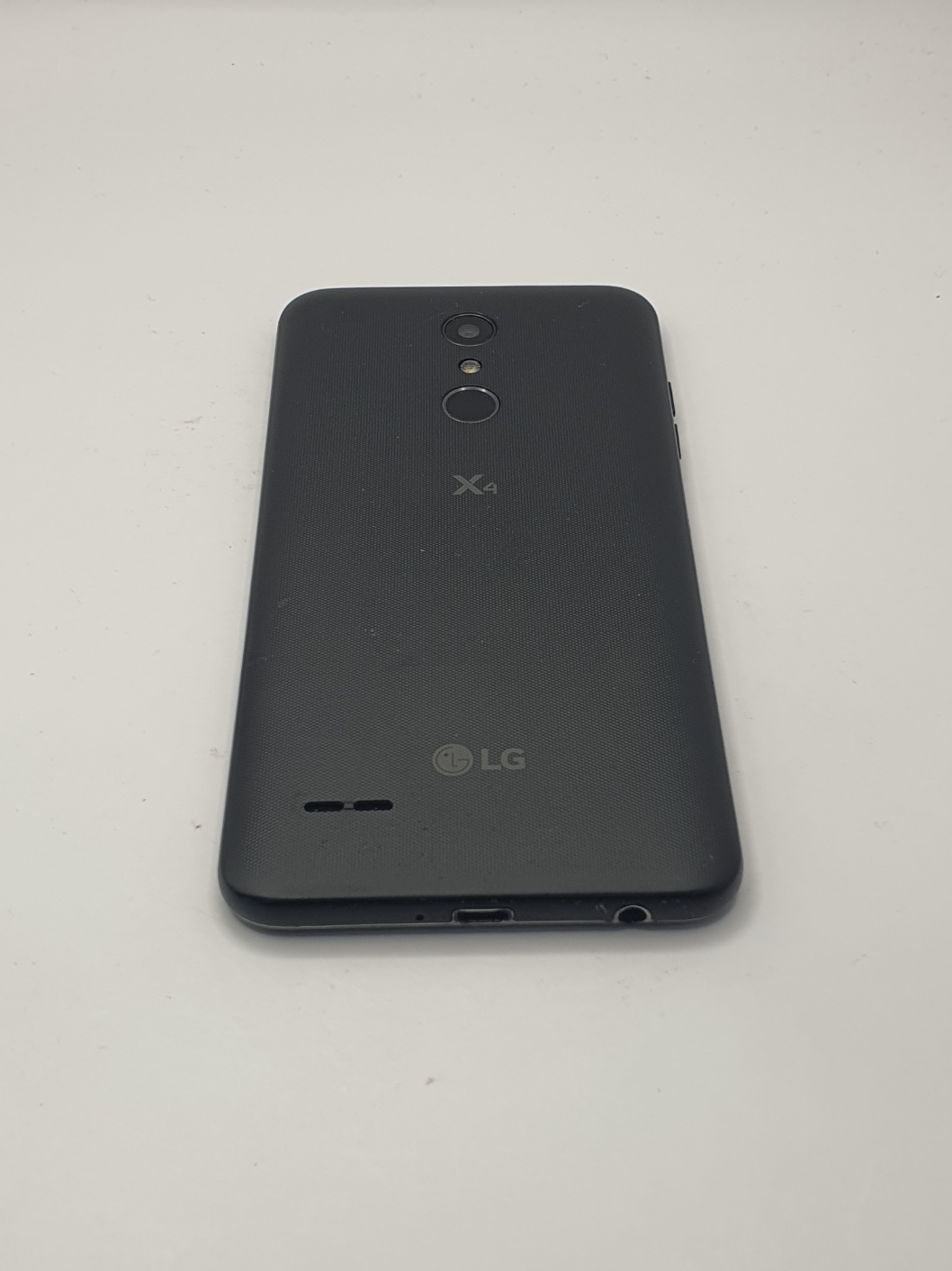 LG X4