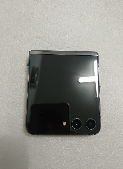 갤럭시z플립5 (리퍼)