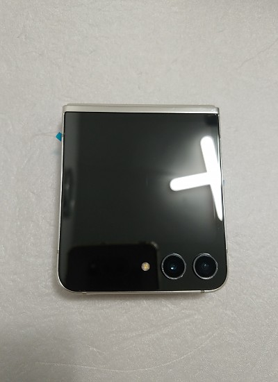 갤럭시Z플립5 (리퍼)