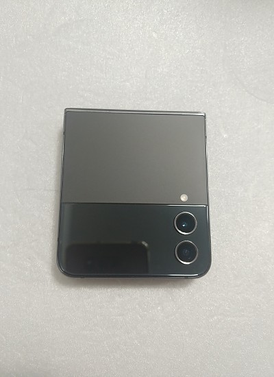 갤럭시Z플립4 (리퍼)