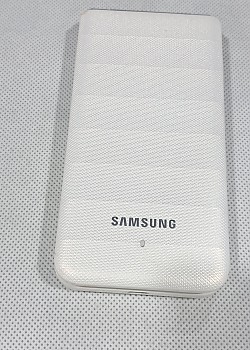 갤럭시 폴더 LTE